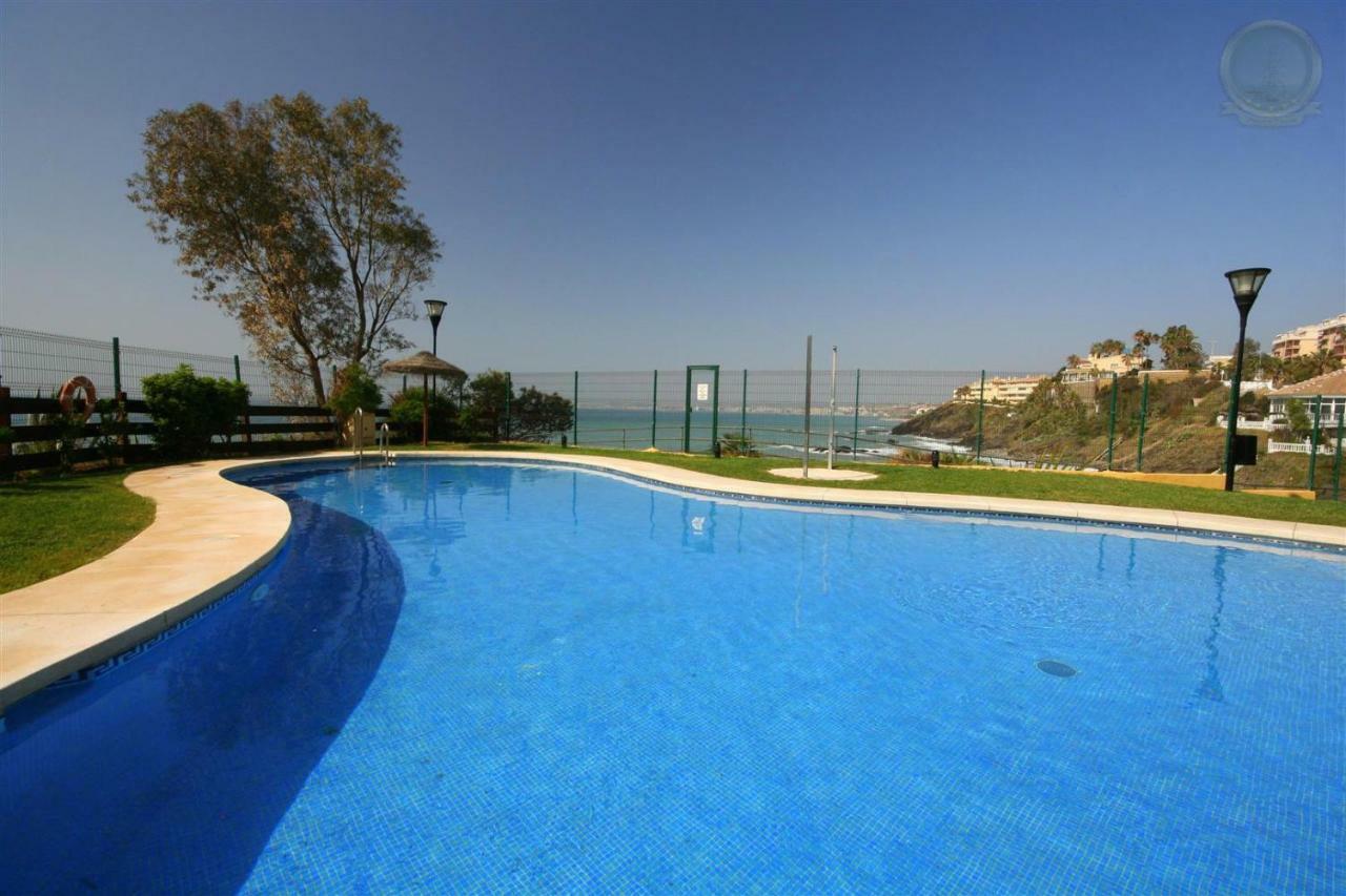 Relax Frente Al Mar Apartment Benalmadena Luaran gambar